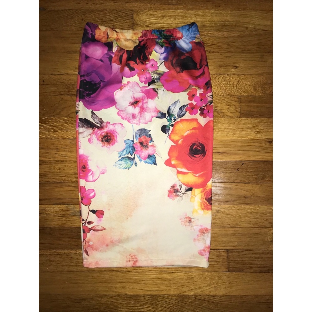Floral Stretch Pencil Skirt